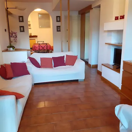 Apartman Cordelia 9 *